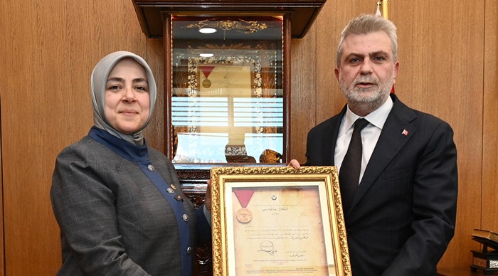 Başkan Görgel, AK Parti Kadın Kolları Başkanı Ercan’ı Makamında Ağırladı.