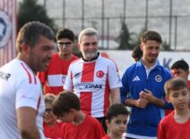 Halı Sahalar (20)
