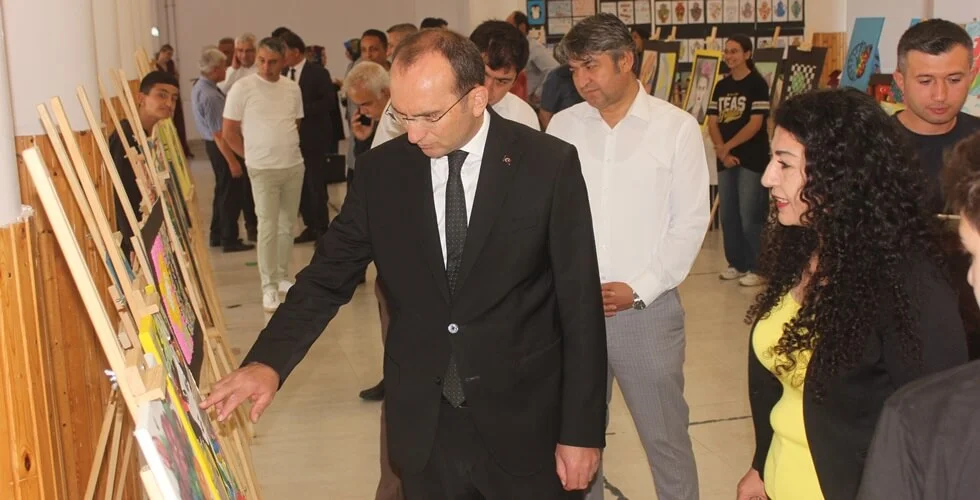 TEAŞ İstiklal’de Teknoloji Tasarım Sergisi açıldı.
